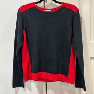 Jennifer Moore Color-Block Slimming Crew Neck Sweater Red and Black